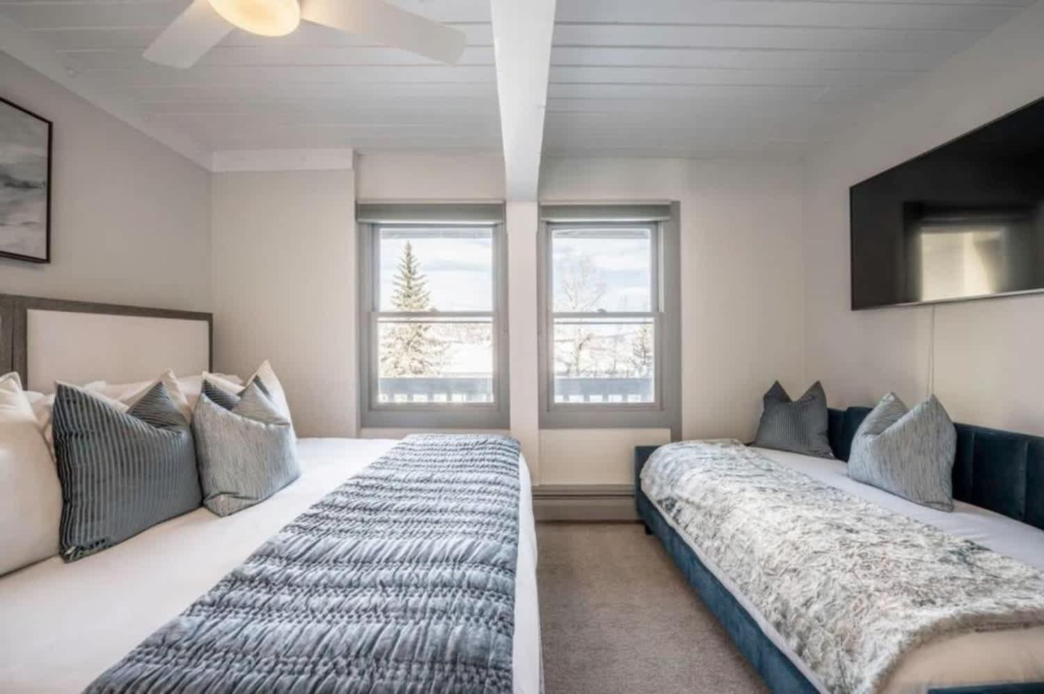 Renovated 2 Bedroom Condo W Hot Tub -Mountain Views! Snowmass Village Exterior photo